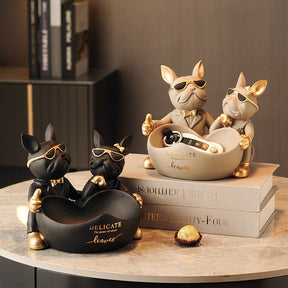 Estatueta Decorativa BullDog Francês Casal Edição Limitada - Suporte de Madeira Brinde